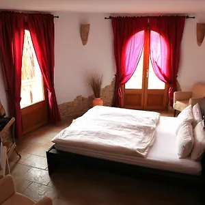 4* Hotel Weingut & Landhotel Can Davero